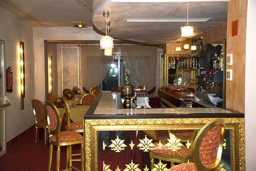 Hotel San Miguel 马翁 外观 照片